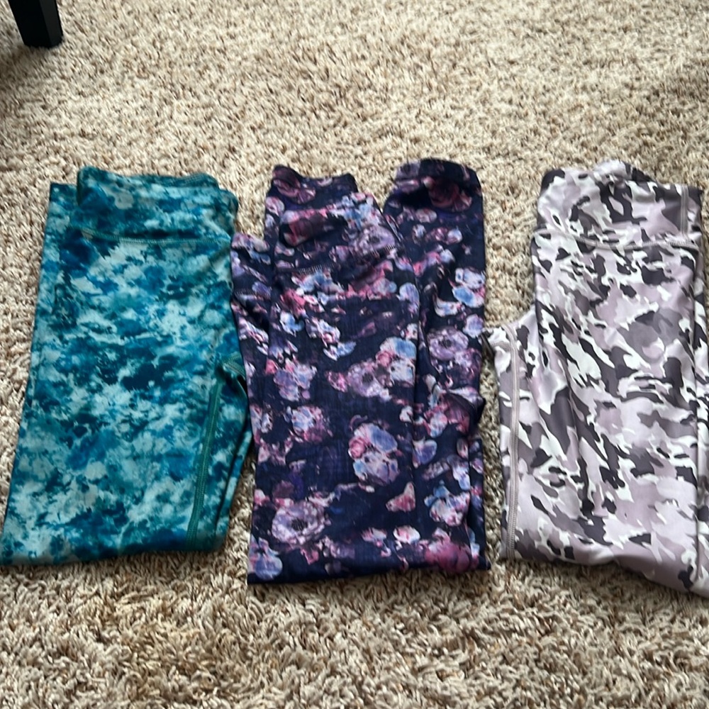 Girls ATHLETA leggings bundle. Size 8-10.